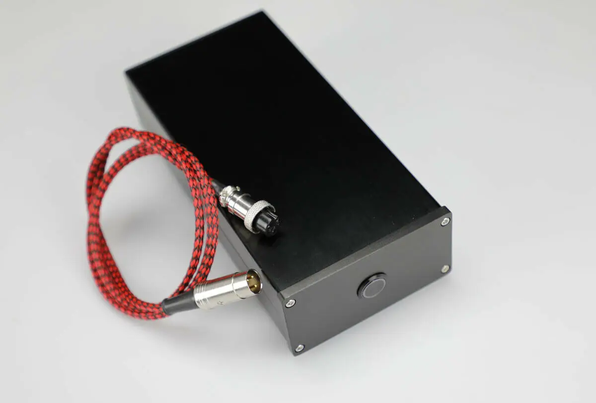 Аудиофильный блок питания для музыкальной версии Hiend версии X-CAN V3 X-LPS V3 с 50VA трансформатор Talema и Gold разъем с покрытием
Аудиофильный блок питания для музыкальной версии Hiend версии X-CAN V3 X-LPS V3 с 50VA трансформатор Talema и Gold разъем с покрытием