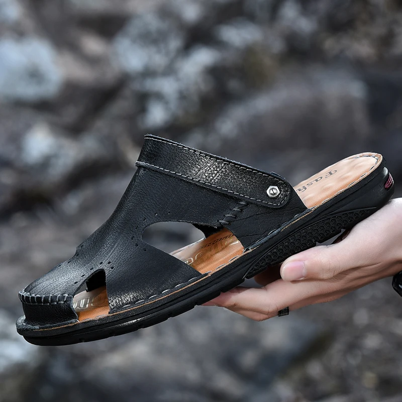 Men sandals slippers outdoor summer breathable fashion genuine leather man casual sandals male leisure slip-on slipper shoes L5
Men sandals slippers outdoor summer breathable fashion genuine leather man casual sandals male leisure slip-on slipper shoes L5