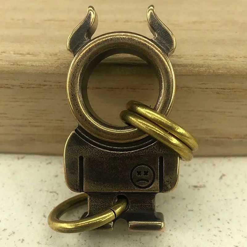 EDC Tools Knife Beads Brass Humanoid Horn Lanyard Bead Paracord Tool Pendant # 63
EDC Tools Knife Beads Brass Humanoid Horn Lanyard Bead Paracord Tool Pendant # 63