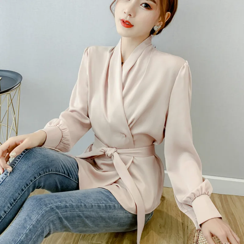2018 Autumn Long Sleeve V Neck Satin Shirts Women Vintage Long Sleeve Wrap Shirts Lady Lace Up Waist Satin Blouses Satin Tops
2018 Autumn Long Sleeve V Neck Satin Shirts Women Vintage Long Sleeve Wrap Shirts Lady Lace Up Waist Satin Blouses Satin Tops