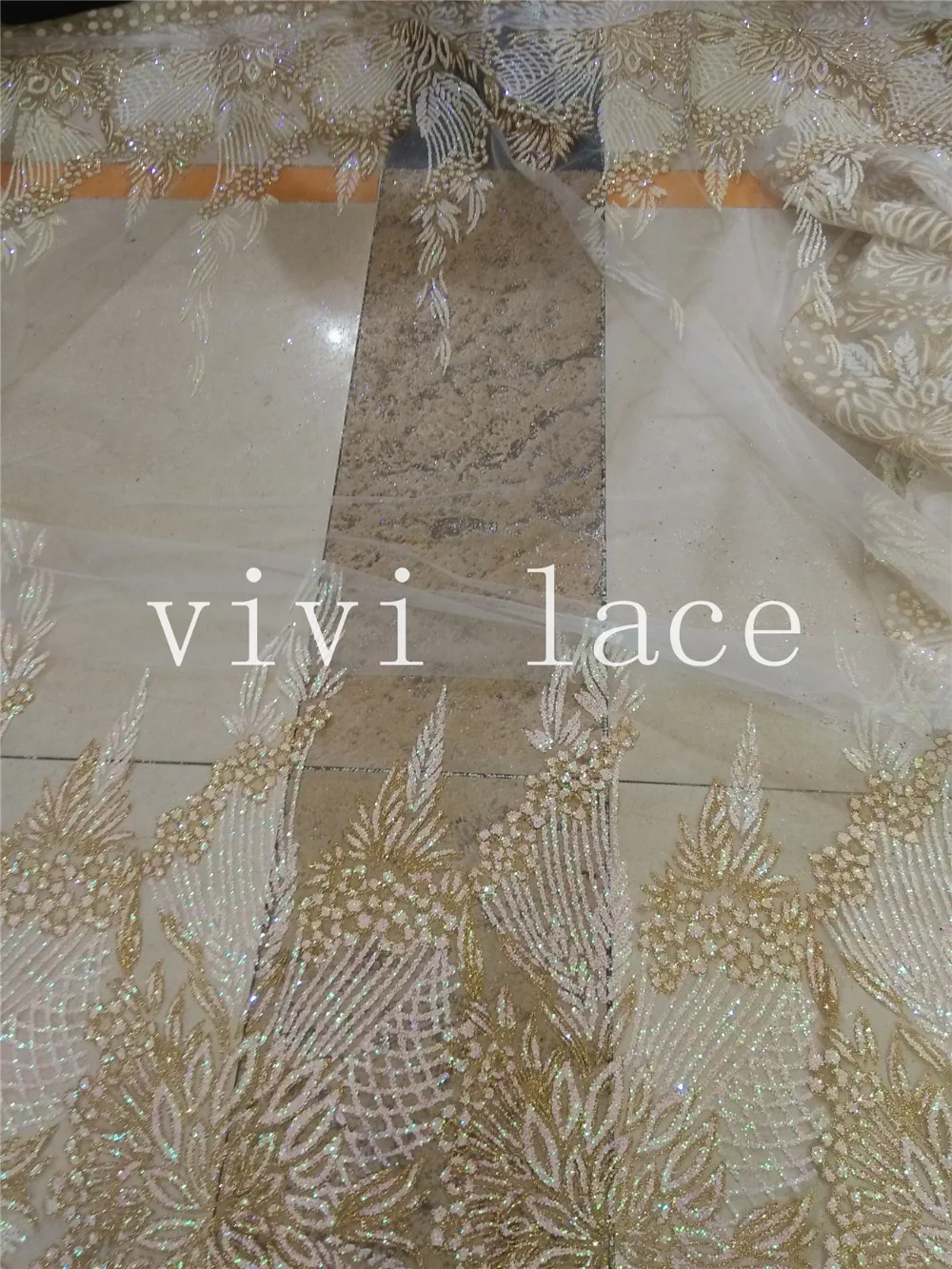 5yards HL379 white gold hand print glitter position flower tulle dress fabric for wedding dress/evening dress/party,by dhl
5yards HL379 white gold hand print glitter position flower tulle dress fabric for wedding dress/evening dress/party,by dhl