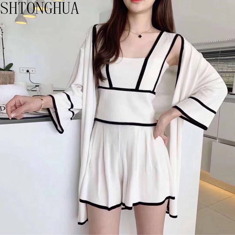 SHTONGHUA Summer Knit 3 Piese Sets Women White Knitting Vest Tnak Tops + Long Sleeve Cardigan + Elastic Waist Shorts Pants Suits
SHTONGHUA Summer Knit 3 Piese Sets Women White Knitting Vest Tnak Tops + Long Sleeve Cardigan + Elastic Waist Shorts Pants Suits