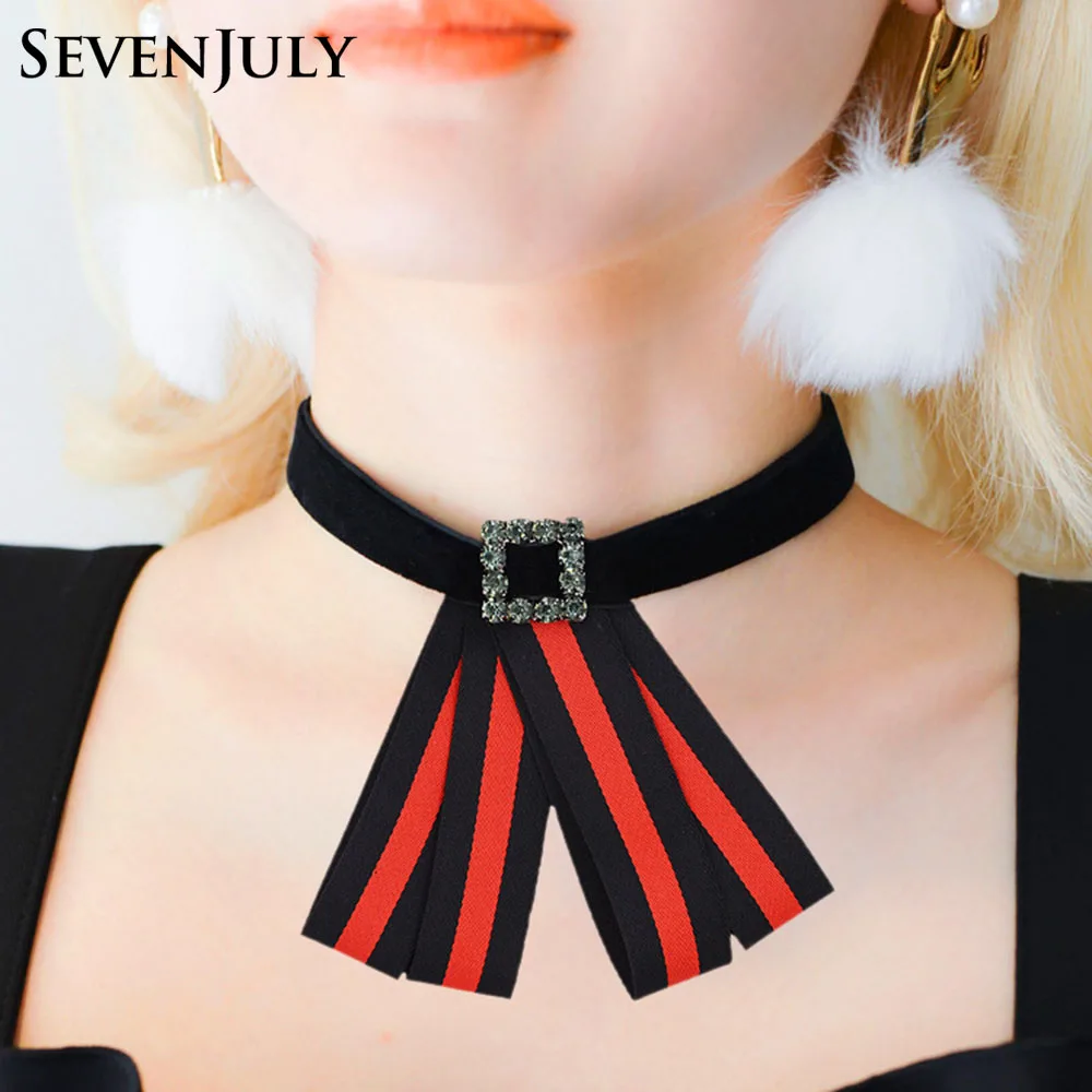 Vintage Stripe Fabric Choker Crystal Rhinestone Square Shaped Flannel Necklace Women Fashion Jewelry Accessory
Vintage Stripe Fabric Choker Crystal Rhinestone Square Shaped Flannel Necklace Women Fashion Jewelry Accessory