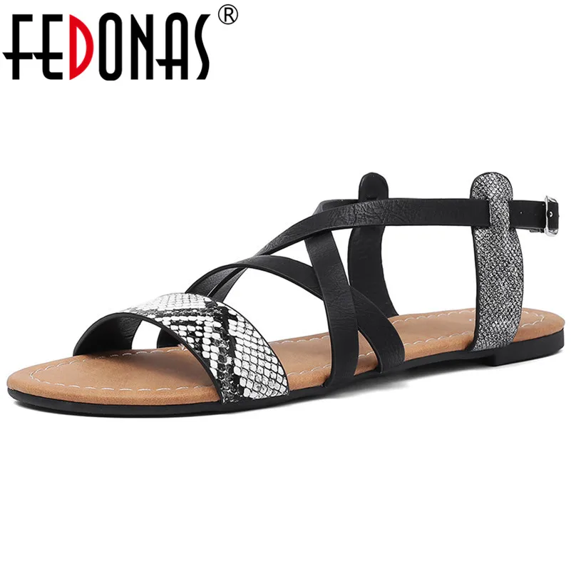 FEDONAS 2019 Summer New Concise Sexy Punk Round Toe Buckle Women Flats Microfiber Leather Comfortable Women Sandals Office Shoes
FEDONAS 2019 Summer New Concise Sexy Punk Round Toe Buckle Women Flats Microfiber Leather Comfortable Women Sandals Office Shoes