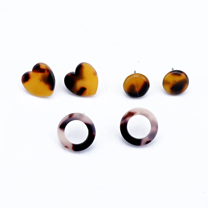 Simple Design European Caramel Color Acetate Heart Stud Earrings Leopard Earrings Ear Stud Acrylic Earring Female Wholesale
Simple Design European Caramel Color Acetate Heart Stud Earrings Leopard Earrings Ear Stud Acrylic Earring Female Wholesale