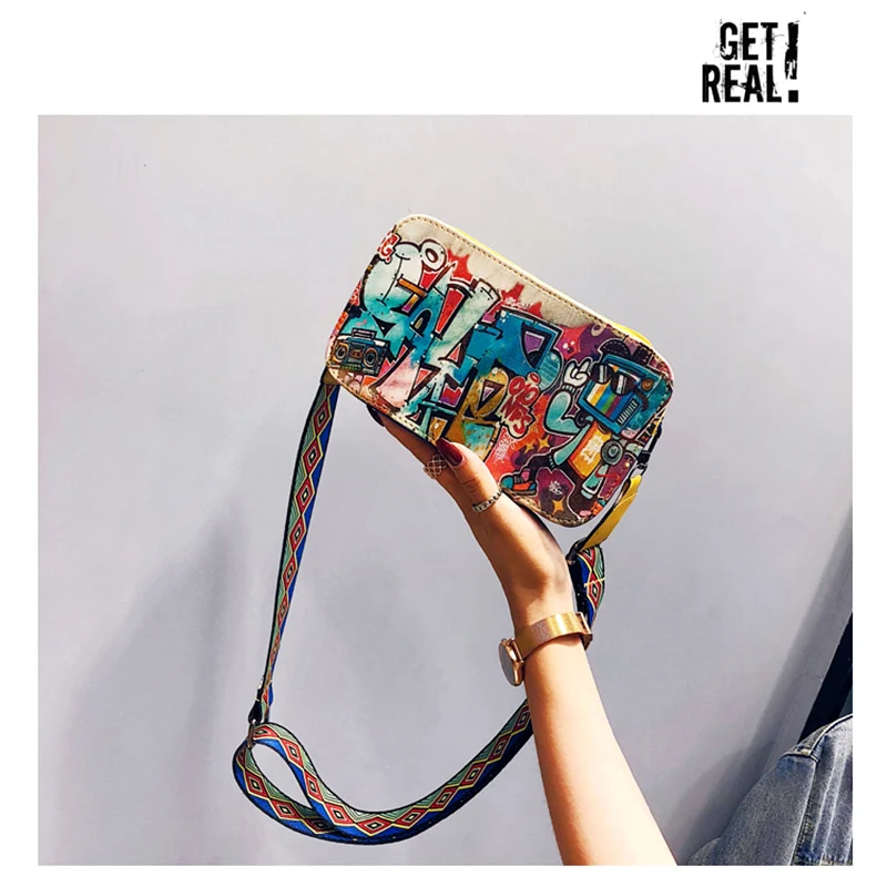LTBOOS Multi Color Graffiti Bag Hip Hop Sling Strap Shoulder Package Mini Crossbody Party Bags For Women 2019
LTBOOS Multi Color Graffiti Bag Hip Hop Sling Strap Shoulder Package Mini Crossbody Party Bags For Women 2019