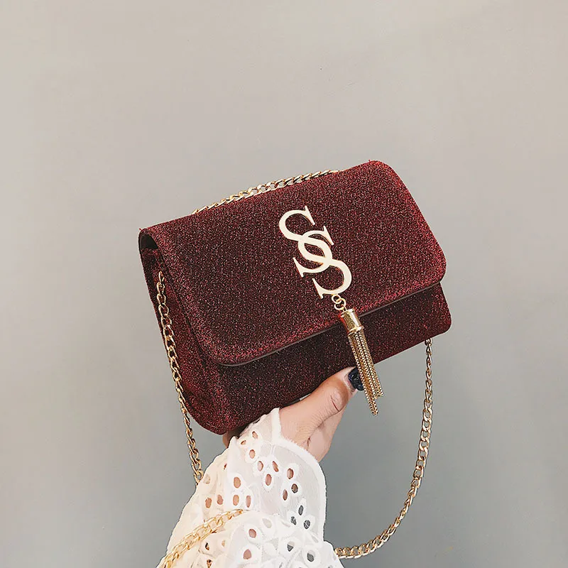 Fashion Small Square Bag Bright Star S Tassel Chain Wild Temperament Street Shot Shoulder Messenger Bag Ladies Handbag
Fashion Small Square Bag Bright Star S Tassel Chain Wild Temperament Street Shot Shoulder Messenger Bag Ladies Handbag