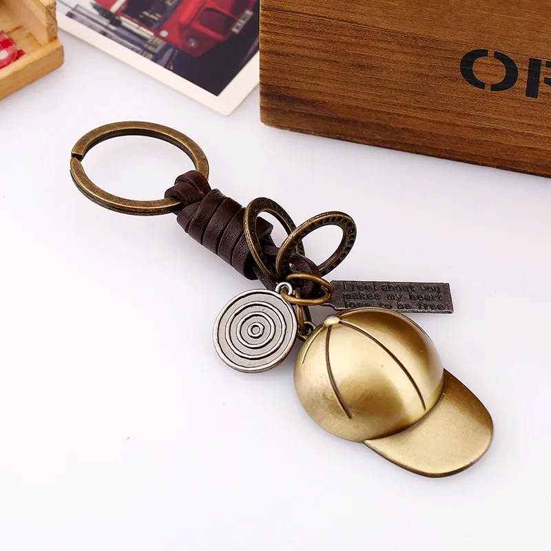 ZHIMO New Creative Alloy Baseball Cap Vintage Woven Leather Keychain for Men and Women Gift Leather Pendant
ZHIMO New Creative Alloy Baseball Cap Vintage Woven Leather Keychain for Men and Women Gift Leather Pendant