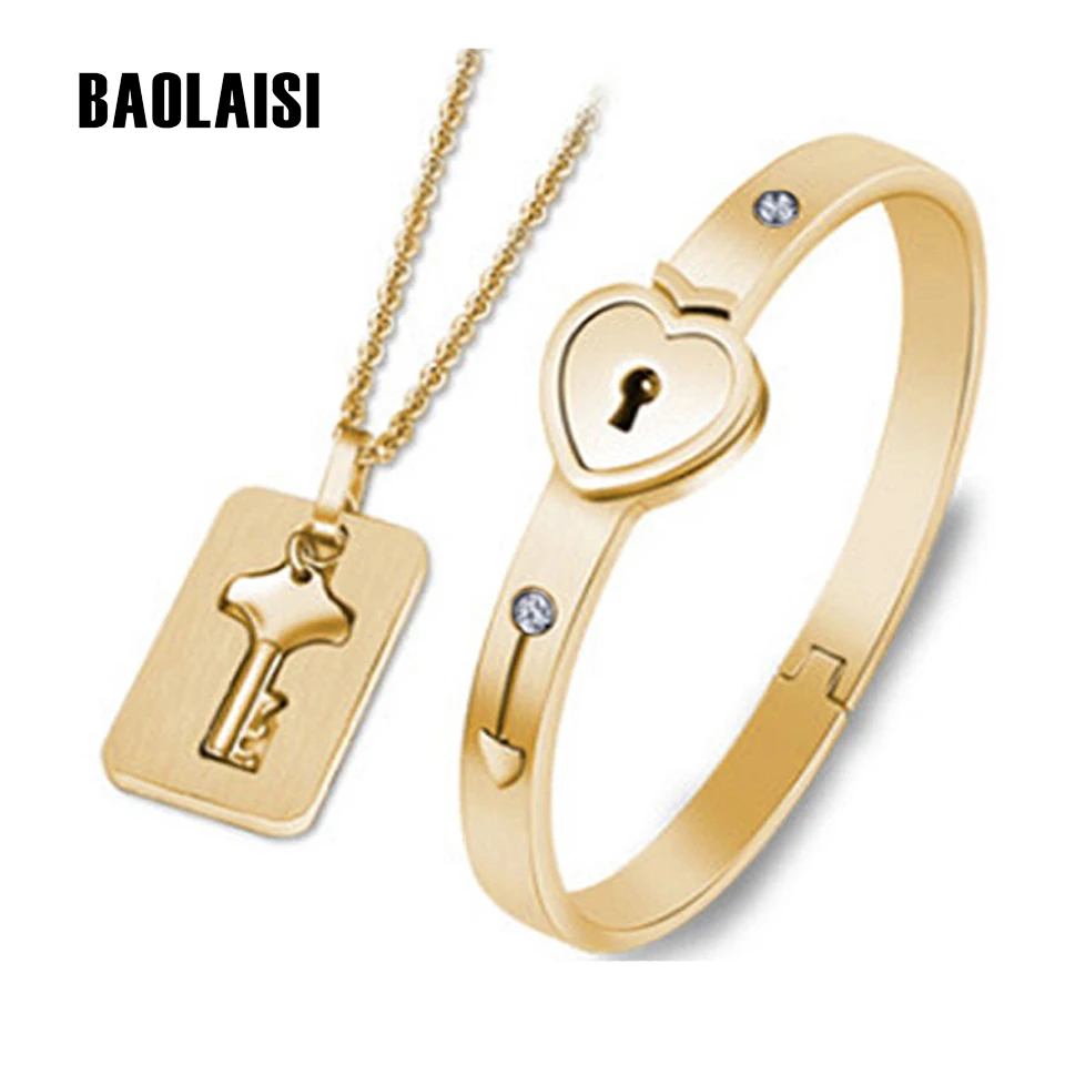 

Couple Jewelry Set Stainless Steel Keys Concentric Pendant Necklaces Heart Lock Bracelets Lover's Birthday Wedding Gift 3 Colors