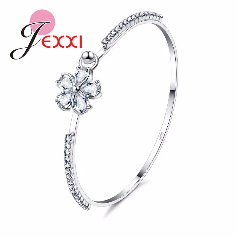 Creative Christmas S New Year Gift 2019 Popular Trend 2 Styles Dignified Fashionable Women Bracelet CZ Stone Crystal bangle
Creative Christmas S New Year Gift 2019 Popular Trend 2 Styles Dignified Fashionable Women Bracelet CZ Stone Crystal bangle