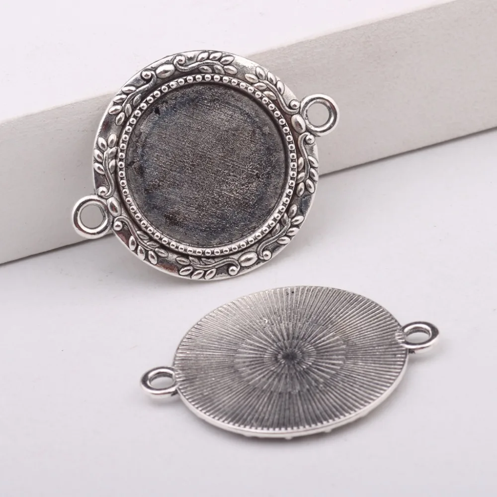 reidgaller 20pcs fit 20mm round cabochon connector settings blank antique silver pendant base trays diy jewelry bezels
reidgaller 20pcs fit 20mm round cabochon connector settings blank antique silver pendant base trays diy jewelry bezels