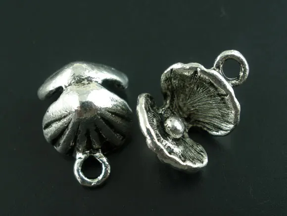 Zinc metal alloy Charm Pendants Shell Antique Silver 15mm( 5/8") x 10mm( 3/8"), 3 PCs new
Zinc metal alloy Charm Pendants Shell Antique Silver 15mm( 5/8") x 10mm( 3/8"), 3 PCs new