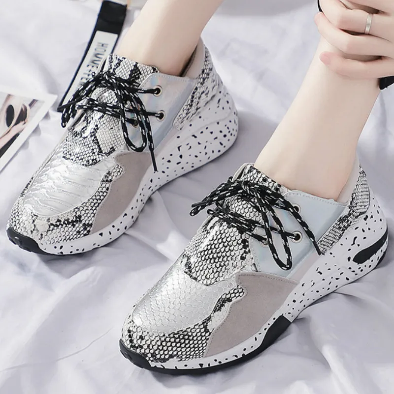 Spring New Women Casual Shoes Mesh Snake Grain Comfortable breathable Platform Woman Sneakers Ladies Trainers chaussure X1-54
Spring New Women Casual Shoes Mesh Snake Grain Comfortable breathable Platform Woman Sneakers Ladies Trainers chaussure X1-54