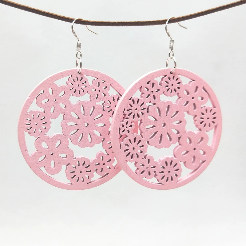 Qiaohe 1 Pair Good Quality Wood Earrings Organic Pink Hollow African Woman Wooden Brincos Pendant 5cm/2'' E116
Qiaohe 1 Pair Good Quality Wood Earrings Organic Pink Hollow African Woman Wooden Brincos Pendant 5cm/2'' E116