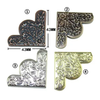 Vintage Iron Triangle Corner With Flowers,Wooden Box Corners Furniture Cover,No Holes Pattern Carved Protectors,43mm,20Pcs
Vintage Iron Triangle Corner With Flowers,Wooden Box Corners Furniture Cover,No Holes Pattern Carved Protectors,43mm,20Pcs