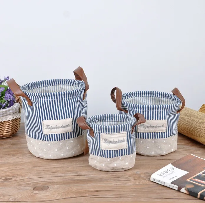 Three-Pieces / set High Quality Striped cloth foldable fabric storage basket ZAKKA / cesto de roupa suja
Three-Pieces / set High Quality Striped cloth foldable fabric storage basket ZAKKA / cesto de roupa suja