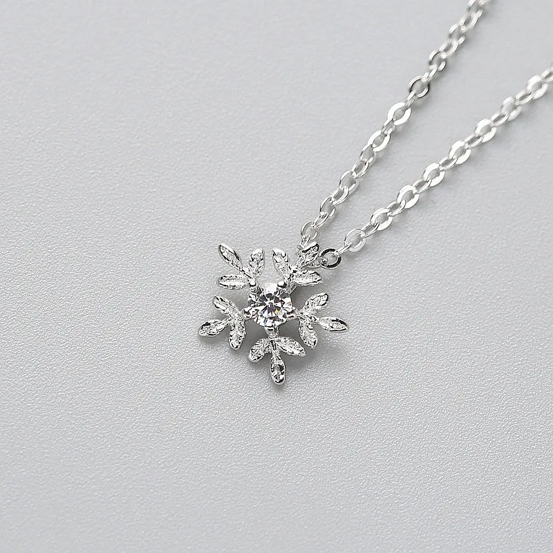 Real 925 Sterling Silver Zircon SnowFlake Pendant Necklace For Romantic Women Engagement Party Fashion Jewelry 2018 Gift 01065
Real 925 Sterling Silver Zircon SnowFlake Pendant Necklace For Romantic Women Engagement Party Fashion Jewelry 2018 Gift 01065