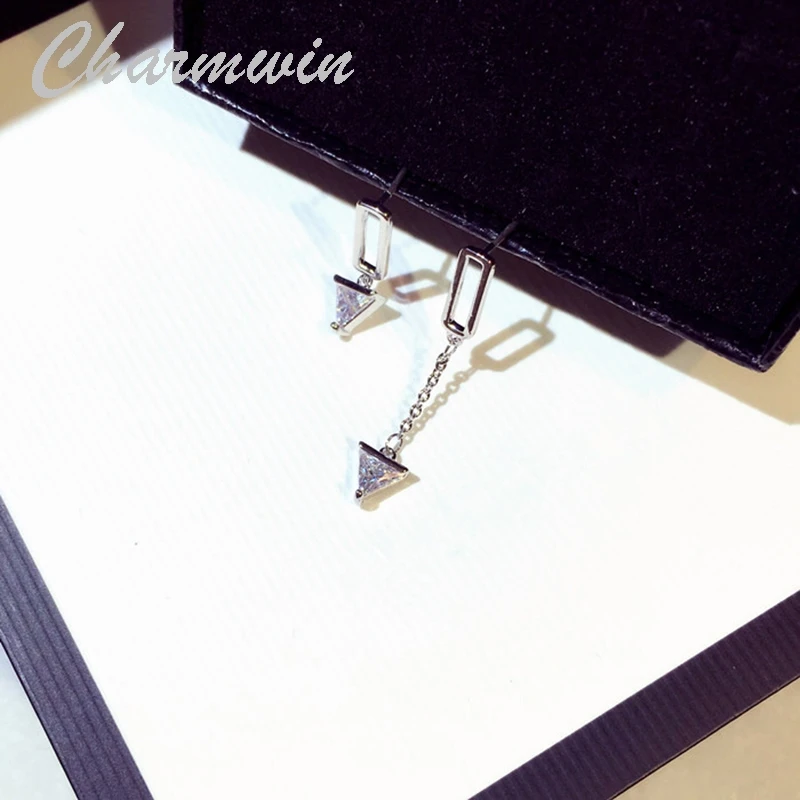 Charmwin New Fashion S925 Silver Needle Asymmetry Earrings Cubic Zirconia Geometric Earrings Women Dangle Earrings Female PE1645
Charmwin New Fashion S925 Silver Needle Asymmetry Earrings Cubic Zirconia Geometric Earrings Women Dangle Earrings Female PE1645