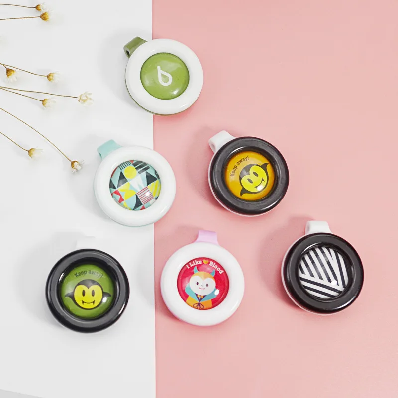 Hot 1Pc Random Color Mosquito Repellent Bracelets Buttons Mini Lightweight Cute Shape Driving Mosquito Baby Children Sleeping
Hot 1Pc Random Color Mosquito Repellent Bracelets Buttons Mini Lightweight Cute Shape Driving Mosquito Baby Children Sleeping