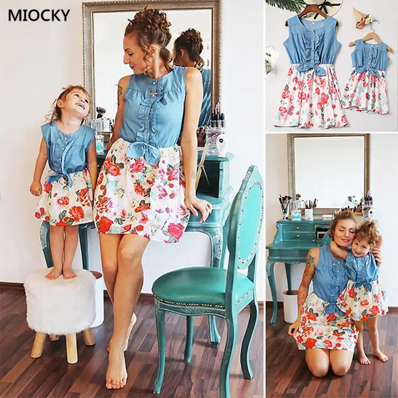 Mother and Daughter Clothes Family Matching Outfits Jeans Floral Dress 2019 Summer Chiffon Girl Women Boho Loose Dress E092
Mother and Daughter Clothes Family Matching Outfits Jeans Floral Dress 2019 Summer Chiffon Girl Women Boho Loose Dress E092