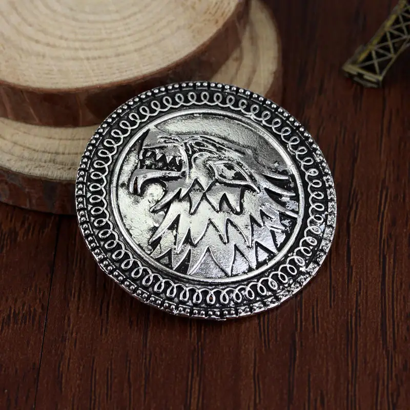 free shipping game of thrones Stark brooches Pin High quality Retro Vintage antique silver dire wolf shield badge pin brooches
free shipping game of thrones Stark brooches Pin High quality Retro Vintage antique silver dire wolf shield badge pin brooches