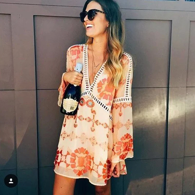 Women Dresses Beach Fashion Pareo Print Swimsuit Cover ups Sexy Hollow Out Tunic Beach Bikini Covers Robe De Plage Beach Wear
Women Dresses Beach Fashion Pareo Print Swimsuit Cover ups Sexy Hollow Out Tunic Beach Bikini Covers Robe De Plage Beach Wear