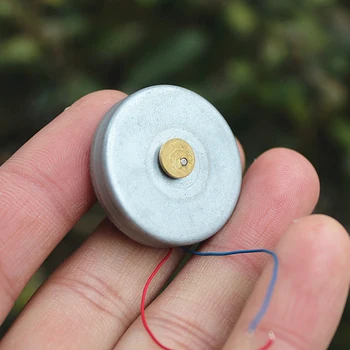 Flat Ultra-Thin Vibration Motor 1.5-3.7V 1.5A Vibrating Motor High Power DC Motor Strong Magnetic Vibration Motor For Phone Coin
Flat Ultra-Thin Vibration Motor 1.5-3.7V 1.5A Vibrating Motor High Power DC Motor Strong Magnetic Vibration Motor For Phone Coin