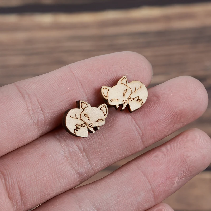 Cute Wood Animal Origami Fox Stud Earrings for Women Bamboo Wooden Simple Origami Fox Post Earring Jewelry Party Gifts
Cute Wood Animal Origami Fox Stud Earrings for Women Bamboo Wooden Simple Origami Fox Post Earring Jewelry Party Gifts