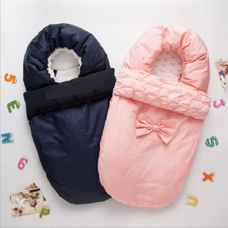 Super Warm Baby Sleeping Bag Water Resistant Baby Stroller Sleeping Bag High Quality Newborn Sleepsack Envelope Baby for Winter
Super Warm Baby Sleeping Bag Water Resistant Baby Stroller Sleeping Bag High Quality Newborn Sleepsack Envelope Baby for Winter