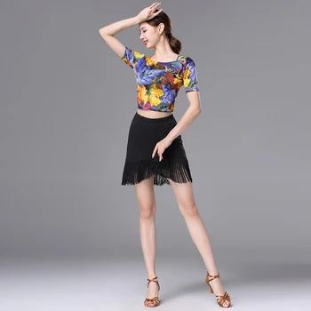 2018 Performance Women Latin Outfit Maple Leaf 2 Pieces Set Top and Skirt Fringe Salsa Dance Dresses Spandex
2018 Performance Women Latin Outfit Maple Leaf 2 Pieces Set Top and Skirt Fringe Salsa Dance Dresses Spandex