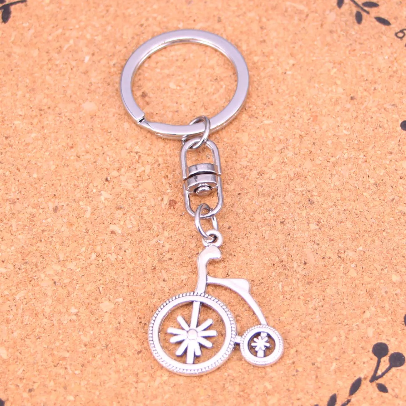 20Pcs Single wheel bike bicycle Keychain Novelty Gadget Trinket Souvenir Christmas Gift Keychain Drop Shipping
20Pcs Single wheel bike bicycle Keychain Novelty Gadget Trinket Souvenir Christmas Gift Keychain Drop Shipping