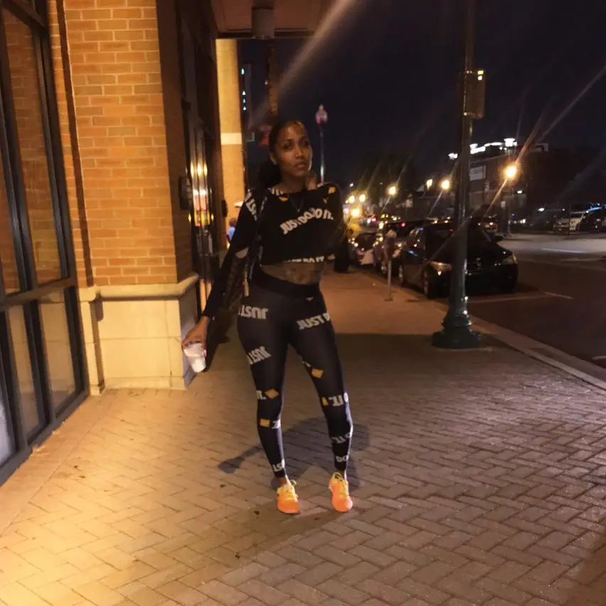 40074157_1892284457558985_9216