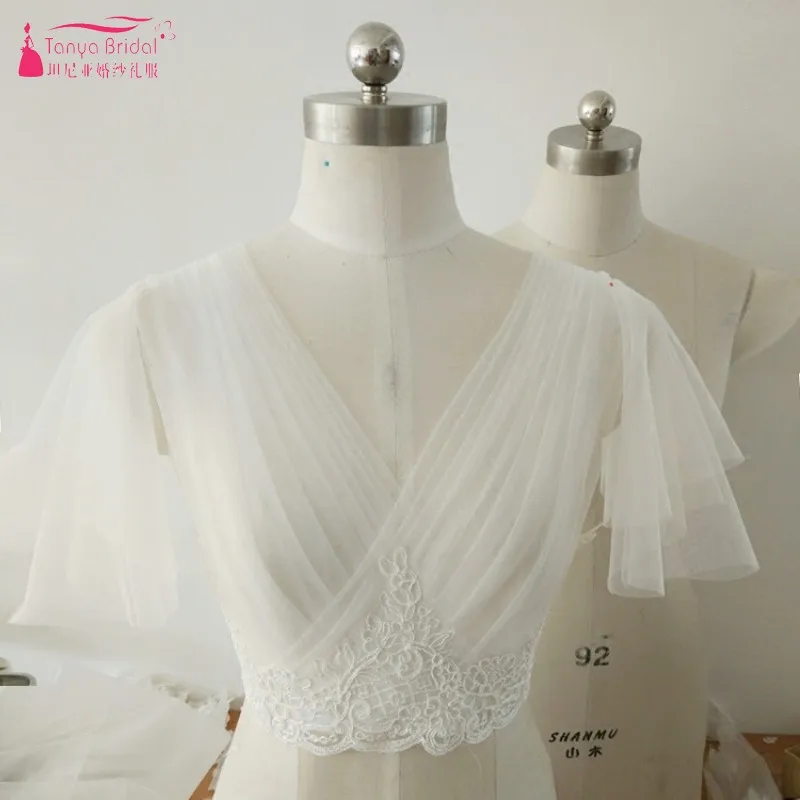 V Neck Tulle Lace Appliques Wedding bridal Jacket Ivory Lace up Back Bride Bolero In Stock Bridal Shawl DQG595
V Neck Tulle Lace Appliques Wedding bridal Jacket Ivory Lace up Back Bride Bolero In Stock Bridal Shawl DQG595