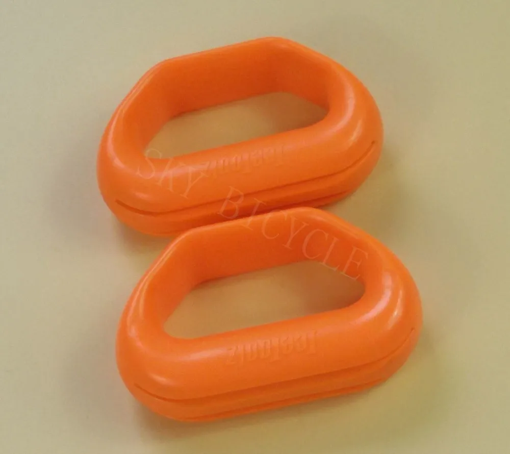 bladed aero spoke catcher holder