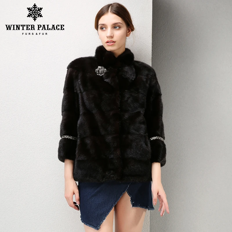 Winter new fashion leather mink fur coat Short fur coat Simple Style mink coats Black classic High-end fur coats for women WINTE
Winter new fashion leather mink fur coat Short fur coat Simple Style mink coats Black classic High-end fur coats for women WINTE