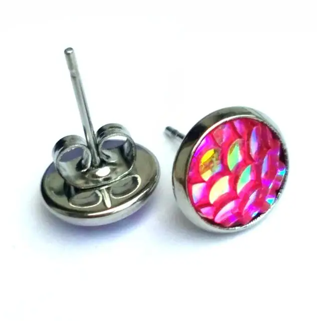 New Fashion Cute Holographic Faux Stone Stud Earrings Multicolor Mermaid Scale Designs Earrings Jewerly for Party Gift
New Fashion Cute Holographic Faux Stone Stud Earrings Multicolor Mermaid Scale Designs Earrings Jewerly for Party Gift