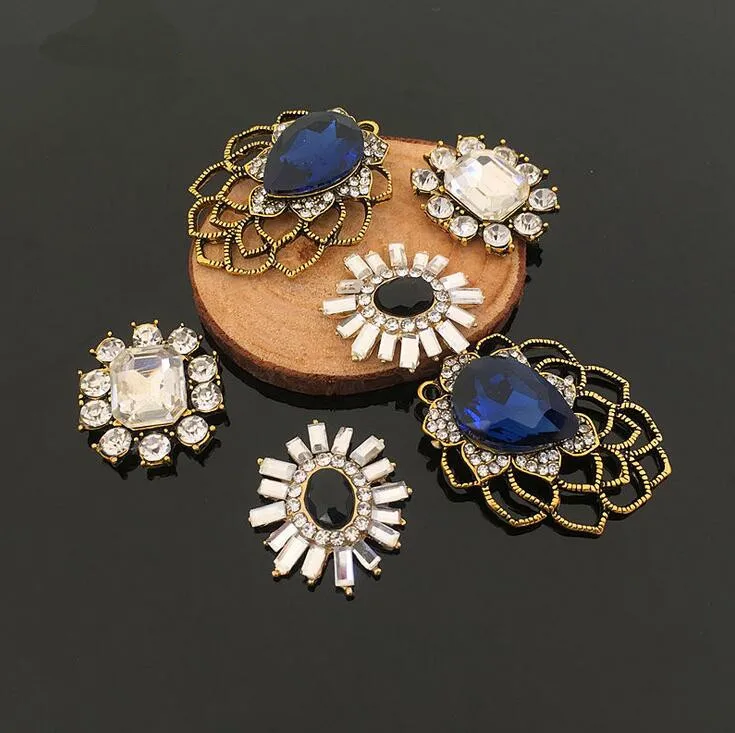 5pcs Rhinestone Crystal buttons,Pearl Dressing Decorated buttons,Wedding Party Bride hair Embellishment Buttons HBC376
5pcs Rhinestone Crystal buttons,Pearl Dressing Decorated buttons,Wedding Party Bride hair Embellishment Buttons HBC376