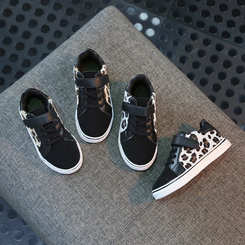 Children's shoes 2019 Spring New Men and women Soft bottom leopard shoes Pedal Children's shoes Casual shoes
Children's shoes 2019 Spring New Men and women Soft bottom leopard shoes Pedal Children's shoes Casual shoes