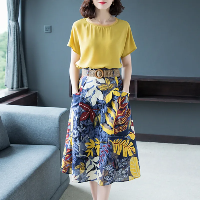 Fashion goddess fan dress suits the new summer 2019 printed brim two-piece women's temperament NA169066
Fashion goddess fan dress suits the new summer 2019 printed brim two-piece women's temperament NA169066