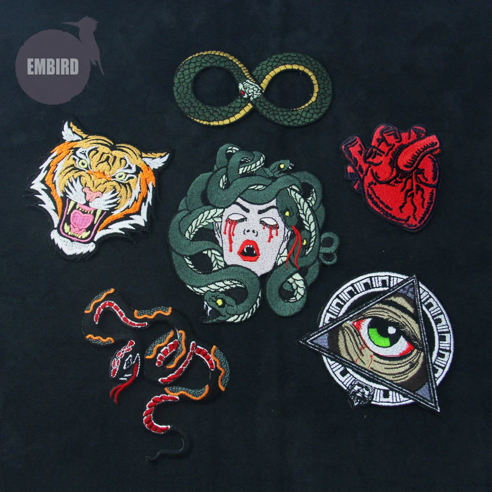6Pcs/lot Embird patches Embroidered applique patches set Fashion Snake Tiger Heart handmade 3D embroidery applique iron on patch
6Pcs/lot Embird patches Embroidered applique patches set Fashion Snake Tiger Heart handmade 3D embroidery applique iron on patch