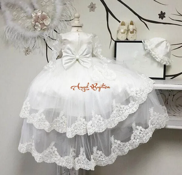 Beautiful Long sleeves sheer two tiered lace With Bonnet Baby long christening dress tulle Baptism Gowns for Boys and Girls
Beautiful Long sleeves sheer two tiered lace With Bonnet Baby long christening dress tulle Baptism Gowns for Boys and Girls