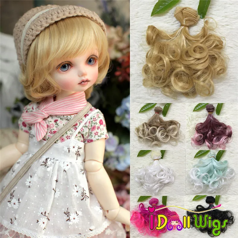 1 Piece Heat Resistant Wire Fashional Colors Jerry Curly Hair Extensions for BJD/SD/Blyth/American Dolls DIY Doll Wigs
1 Piece Heat Resistant Wire Fashional Colors Jerry Curly Hair Extensions for BJD/SD/Blyth/American Dolls DIY Doll Wigs