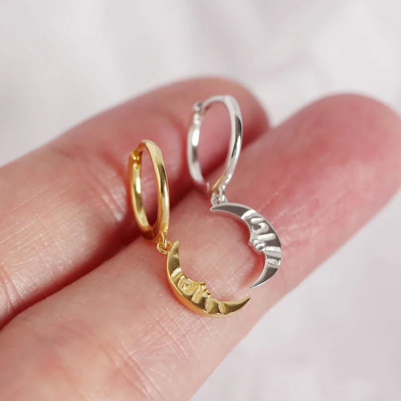 925 sterling Silver hoop earrings with moon charm small Dainty earrings huggie hoop earring for women
925 sterling Silver hoop earrings with moon charm small Dainty earrings huggie hoop earring for women