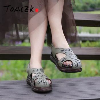 Leather muffins with sandals, female new summer Baotou handmade single shoes, female retro slope and Roman drag
Leather muffins with sandals, female new summer Baotou handmade single shoes, female retro slope and Roman drag