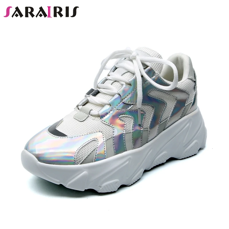 SARAIRIS New Fashion 2019 High Quality Flat Platform Summer Shoes Woman Sneakers Lace Up Casual Woman Shoes Female
SARAIRIS New Fashion 2019 High Quality Flat Platform Summer Shoes Woman Sneakers Lace Up Casual Woman Shoes Female