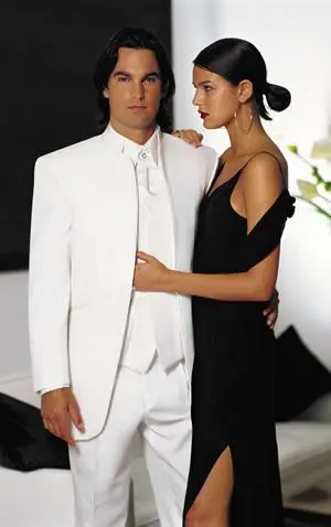 2018 Tuxedos Mandarin Collar Groomsmen New Groom Men Wedding business Suits ( jacket+Pants+vest+tie)
2018 Tuxedos Mandarin Collar Groomsmen New Groom Men Wedding business Suits ( jacket+Pants+vest+tie)