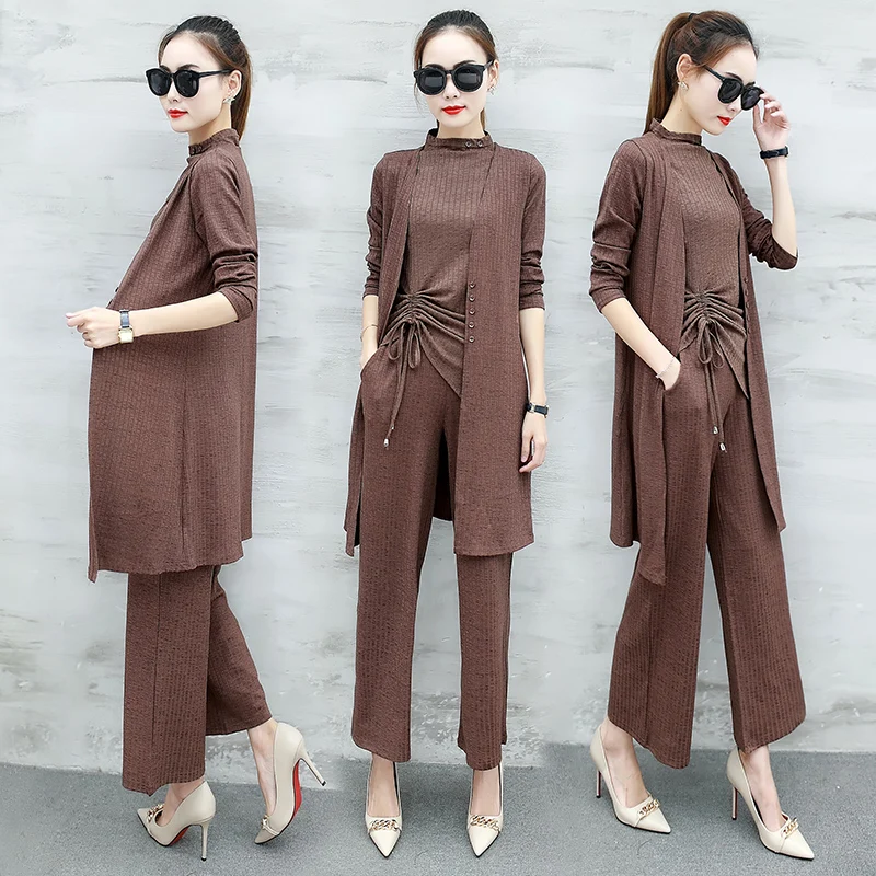 autumn modis Wide leg pants suit female Korean new retro Hong Kong flavor was thin knit sweater coat three sets Western style
autumn modis Wide leg pants suit female Korean new retro Hong Kong flavor was thin knit sweater coat three sets Western style