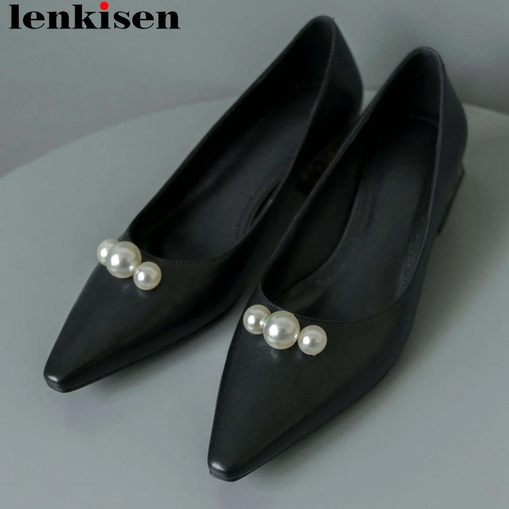 Lenkisen genuine leather low heels slip on natural leather pearls decoration low heels elegant suit dress square toe shoes L53
Lenkisen genuine leather low heels slip on natural leather pearls decoration low heels elegant suit dress square toe shoes L53