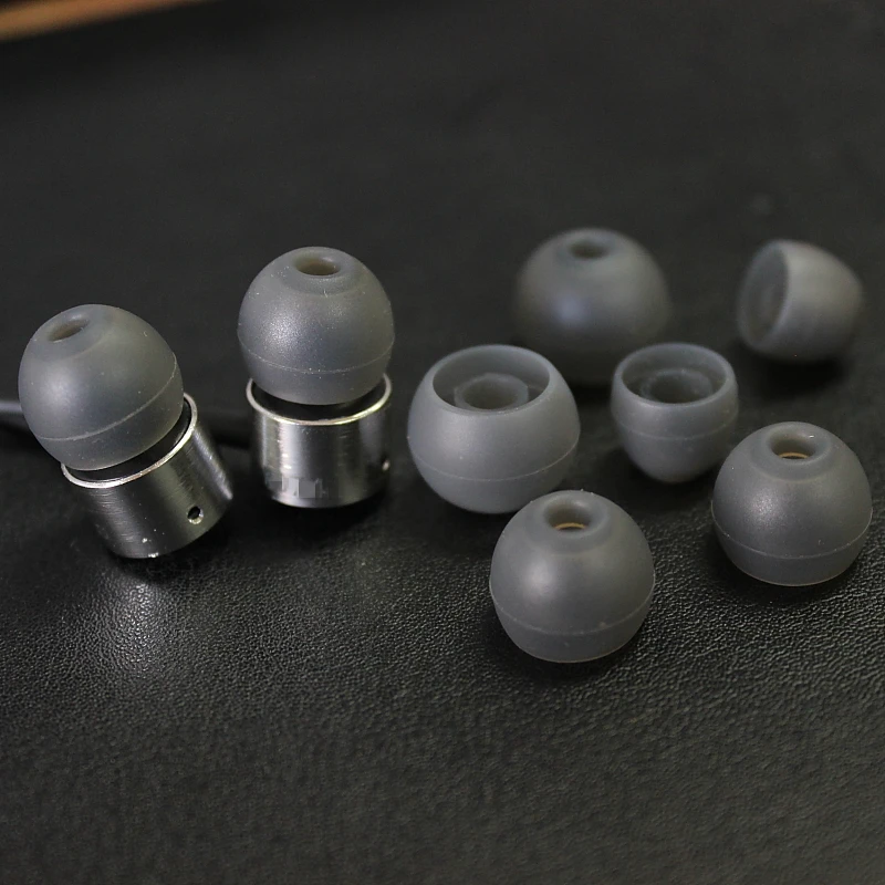 Silicone ear tips Earbuds Headphone In-Ear earphones earmuffs silicone headset accessories earplugs High quality 2 Pairs(4pcs)
Silicone ear tips Earbuds Headphone In-Ear earphones earmuffs silicone headset accessories earplugs High quality 2 Pairs(4pcs)
