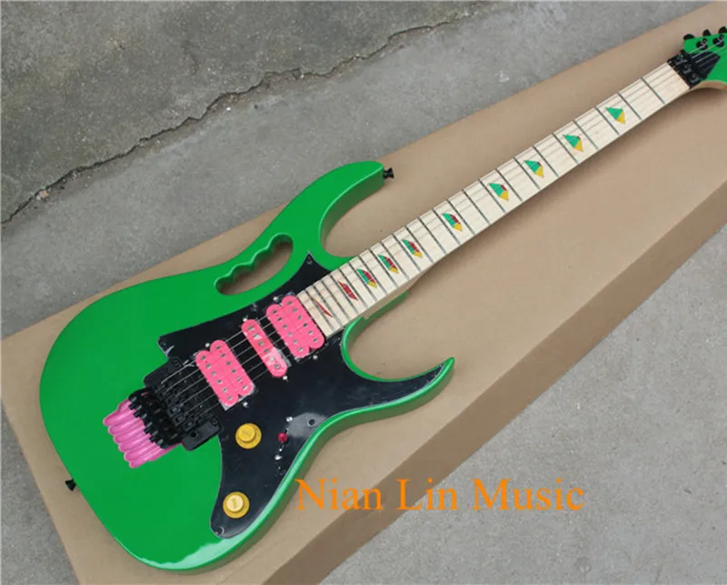 6-String Electric Guitar,24 Frets with Maple Fingerboard,Green Color Body with Maple Neck,Black Hardware,can be Customized
6-String Electric Guitar,24 Frets with Maple Fingerboard,Green Color Body with Maple Neck,Black Hardware,can be Customized